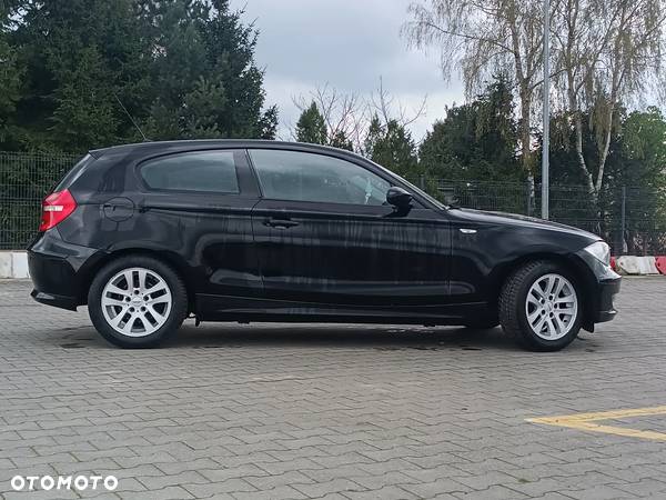 BMW Seria 1 116i - 3