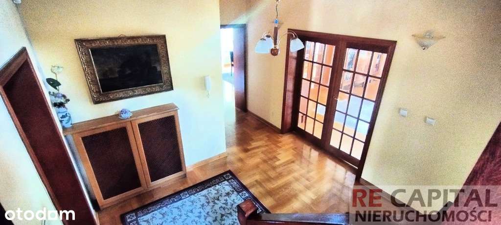 Wyjątkowy Dom w Sercu Starych Babic wszędzie bliso-5