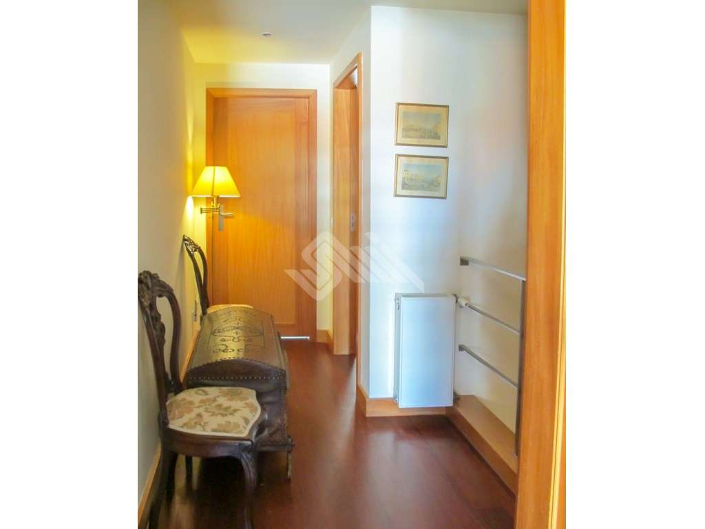 Duplex T3 em Matosinhos Sul - Grande imagem: 2/23