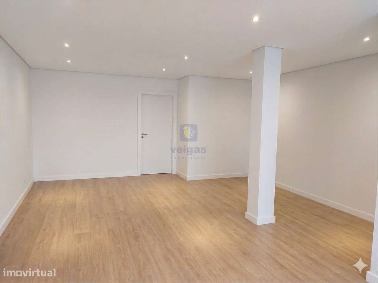 Apartamento T3 em construção, com garagem para 2 carros e elevador, si-31
