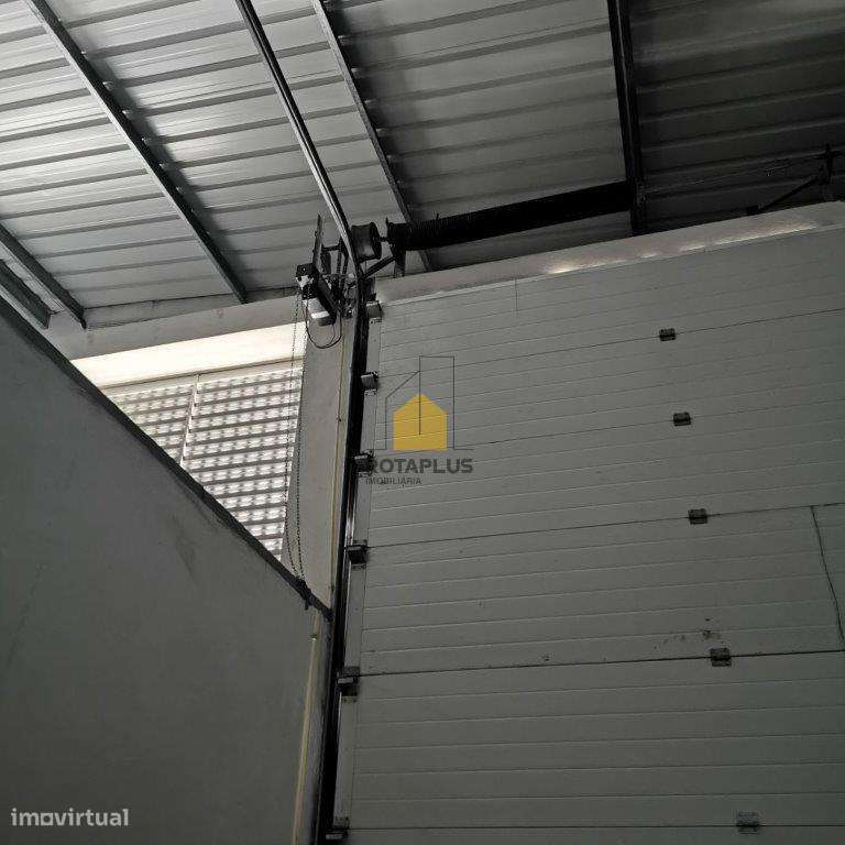 Armazém Industrial - Grande imagem: 2/28