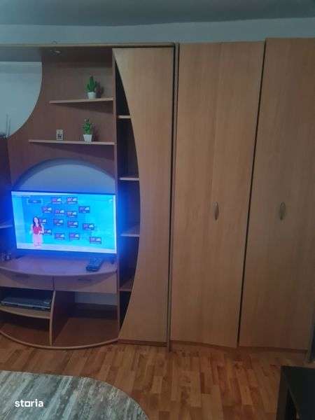 Inchiriez garsoniera - Imagine principală: 4/8