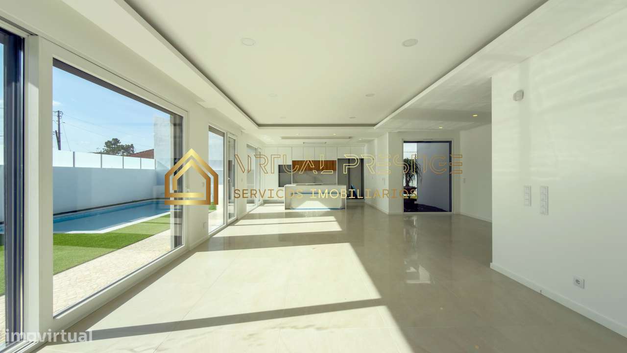 Moradia Térrea T4 Nova com Piscina em S. Simão – Azeitão-5