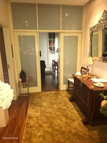 Apartamento T4 no Centro da Cidade - Como Novo!-3
