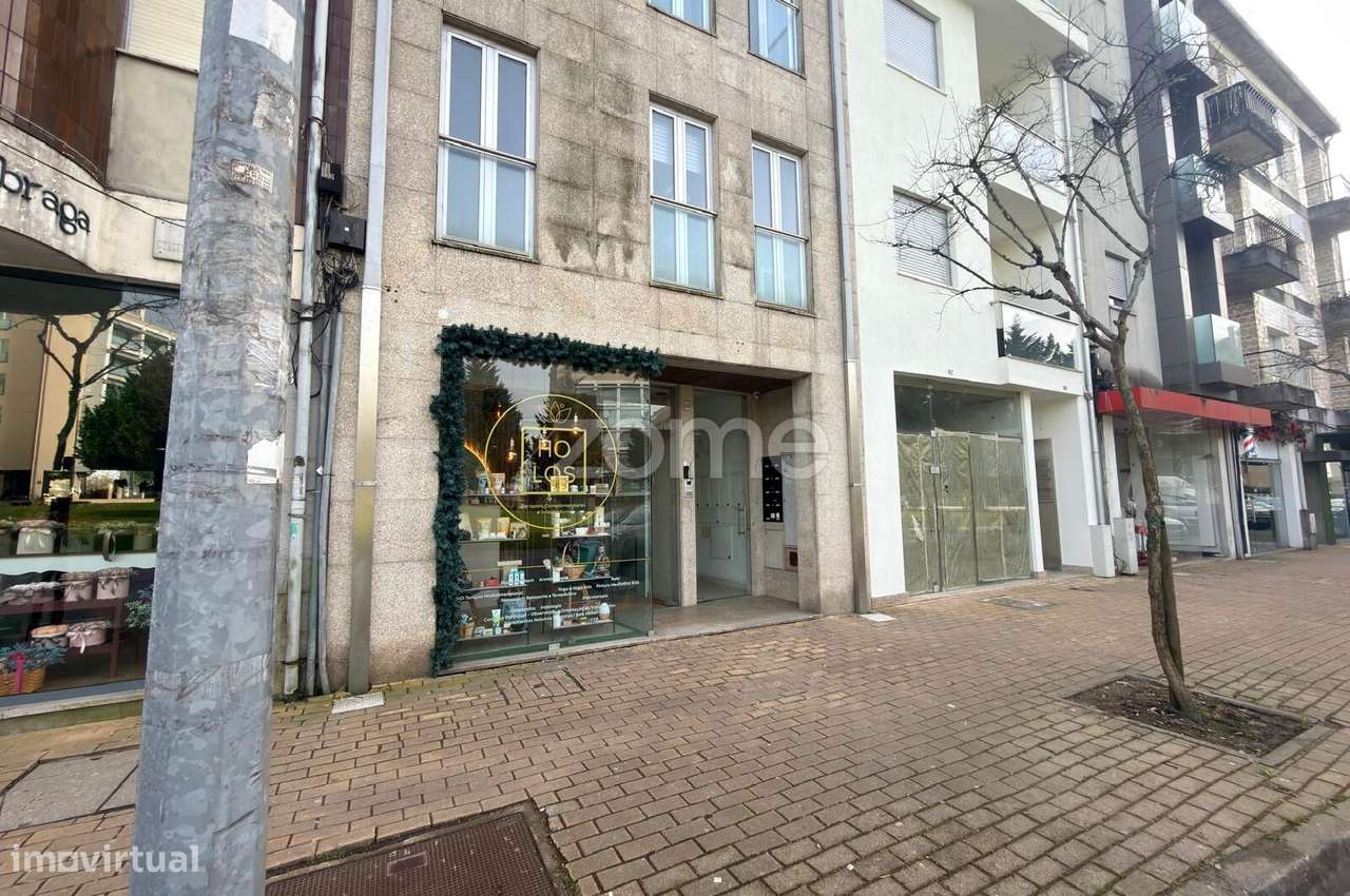 Loja Trespasse localizada em S.Vicente, Braga. - Grande imagem: 2/28