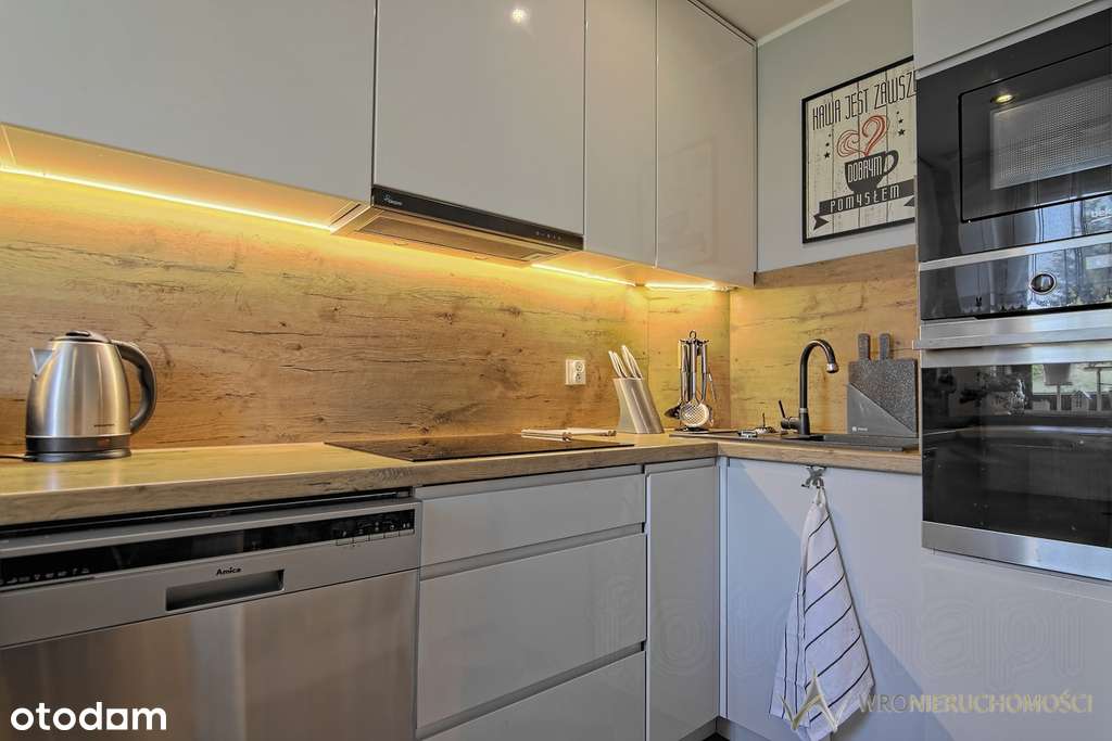 Dwupokoleniowy/2 kuchnie/2 łazienki/3 garaże/ogród - Pełny obrazek: 4/20