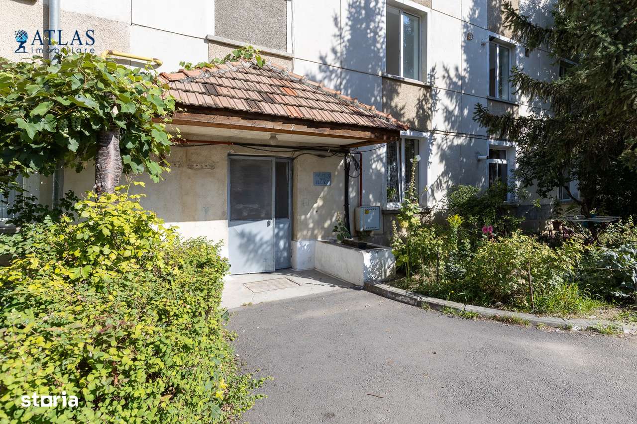 2 camere si birou, bloc vila central, et 1/3, renovat complet, parcare - Imagine principală: 2/12