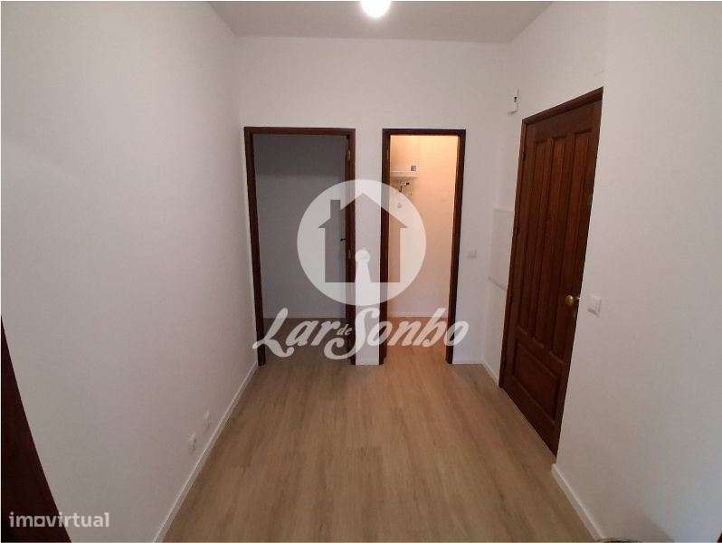 Apartamento T2, localizado, em Baguim do Monte, próximo ao metro da...-10