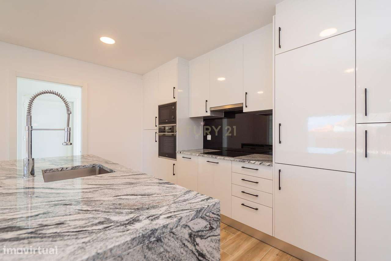 Sintra - Bolembre , moradia T4 nova, construção moderna e linhas conte-10