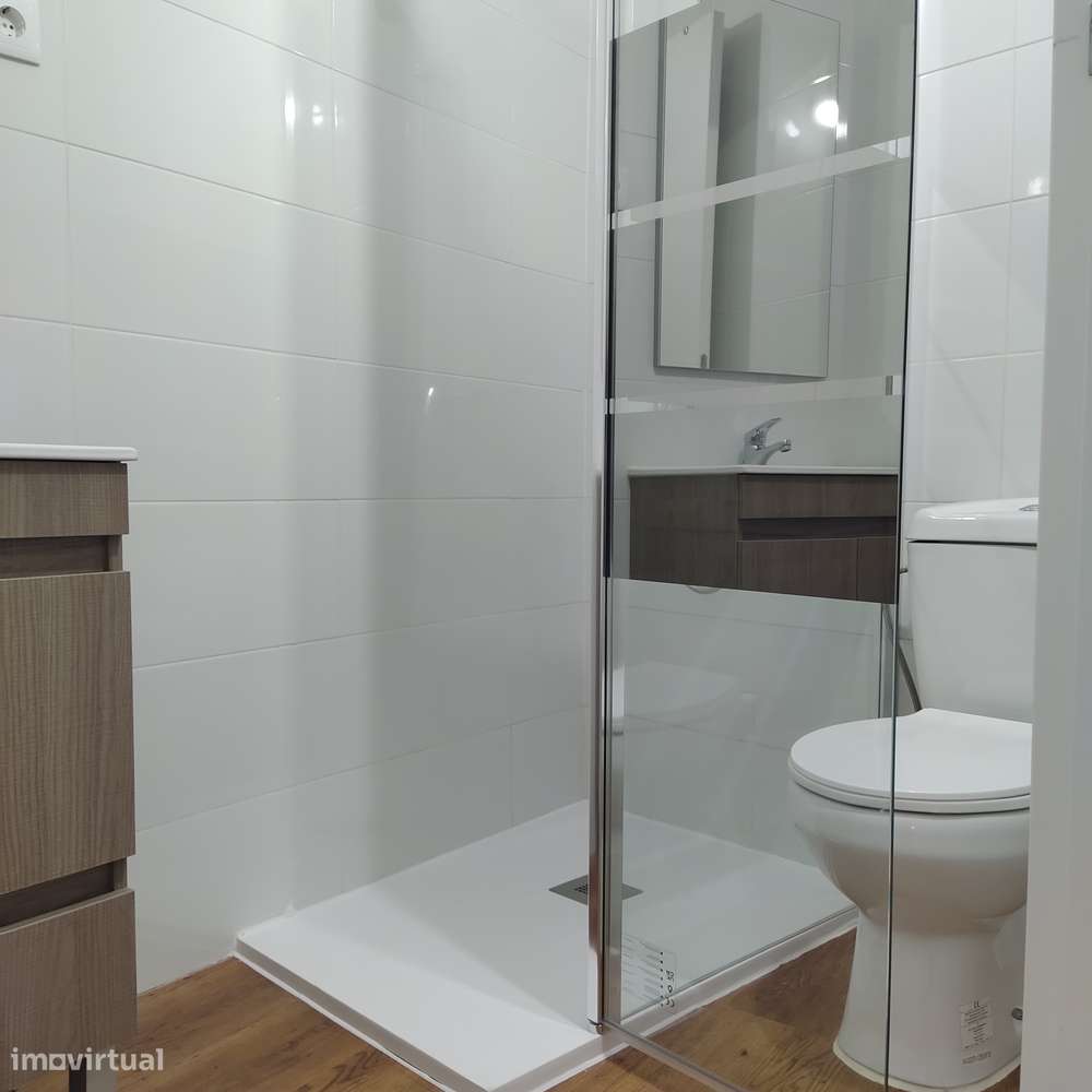 Casa tipo T1 ,no centro histórico de Caldas de Aregos/Rio Douro-10