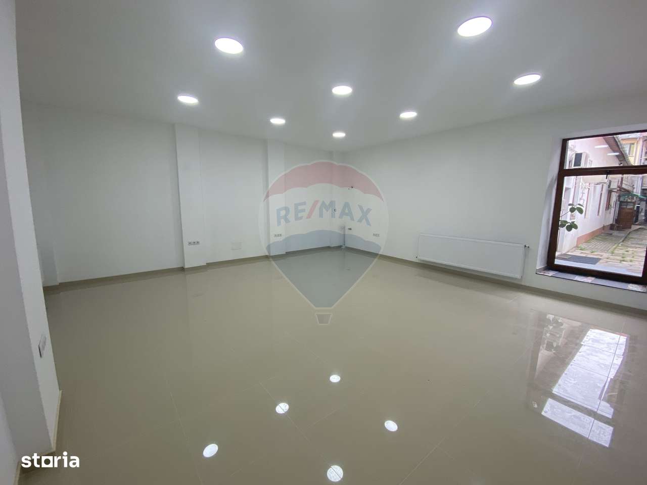 Spațiu comercial de vanzare, Ultracentral - Imagine principală: 2/7