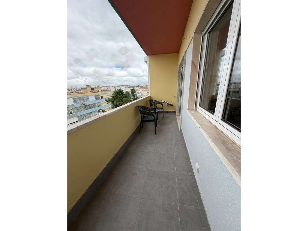 Apartamento T3 Venda Lisboa-22