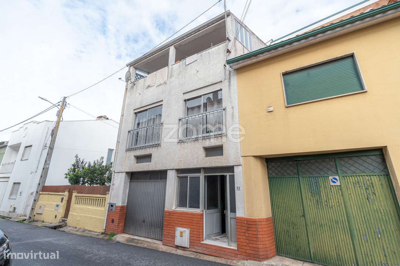 Moradia T5 Sao Martinho Do Bispo C Garagem