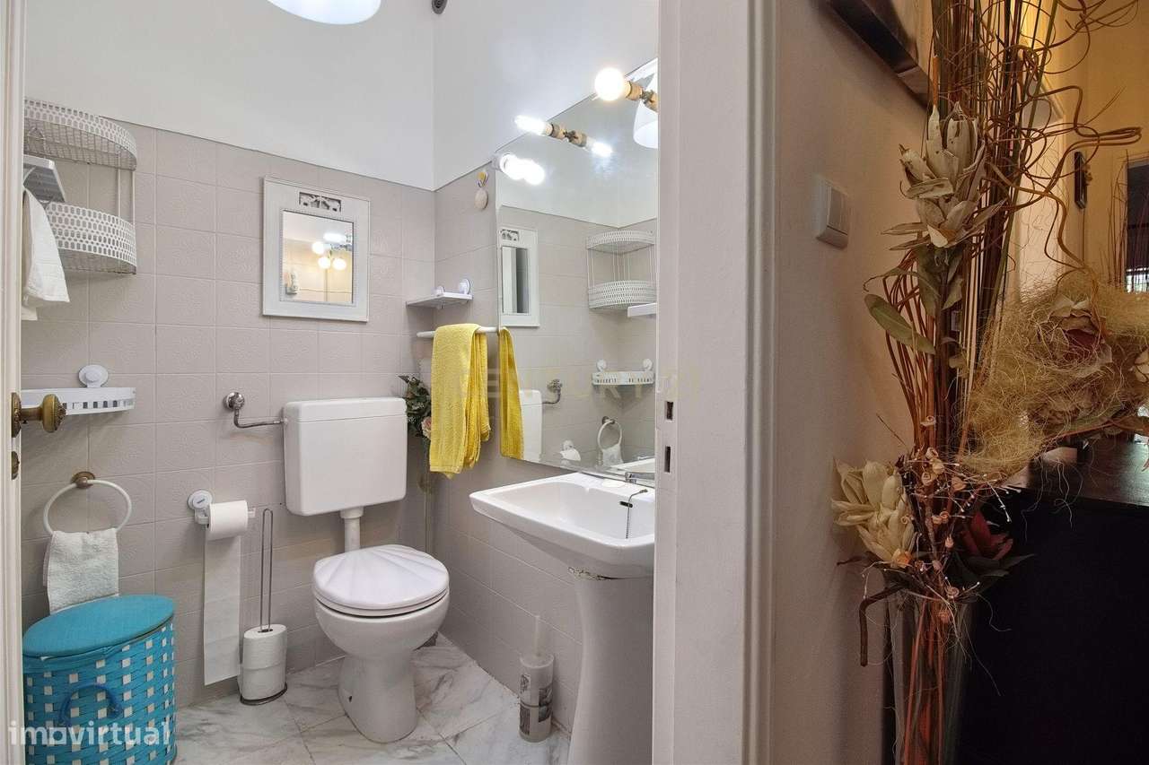 Apartamento T3 com 2 casas de banho em Barcarena – Pronto a habitar-17