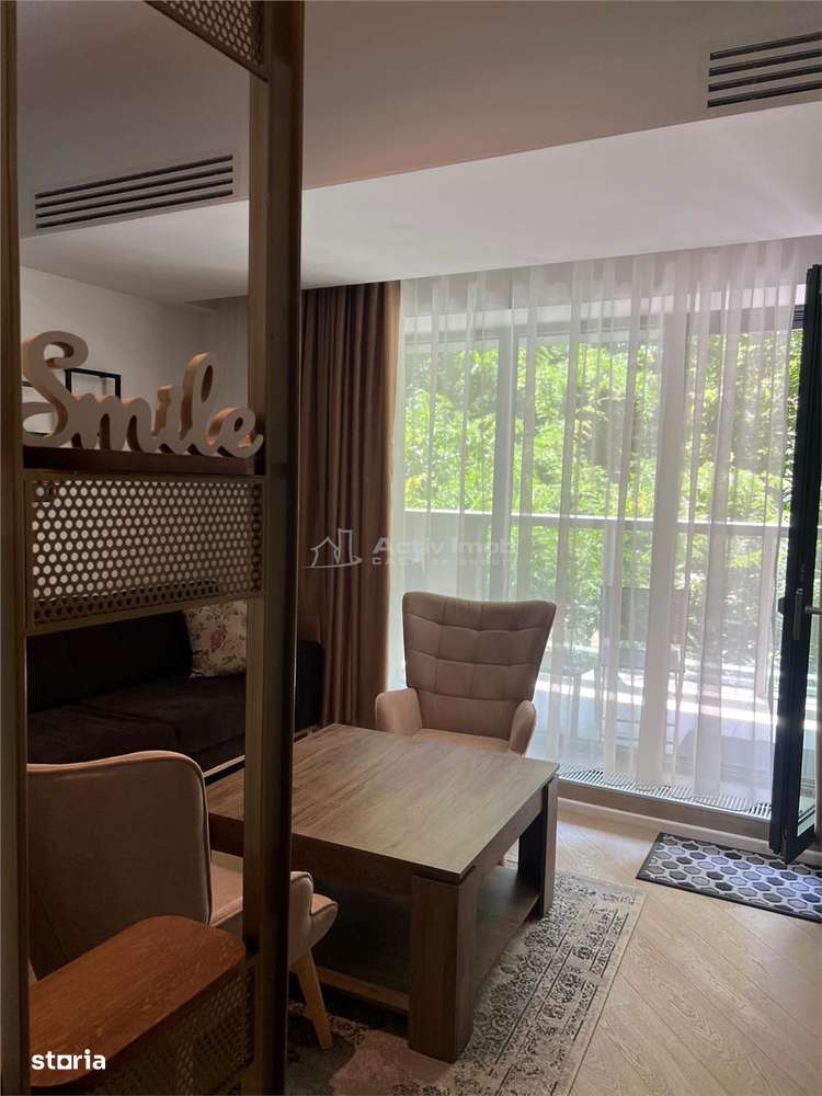 2 Camere, Lux, Cortina Academy, 3 min Metrou Academia Militara - Imagine principală: 2/20