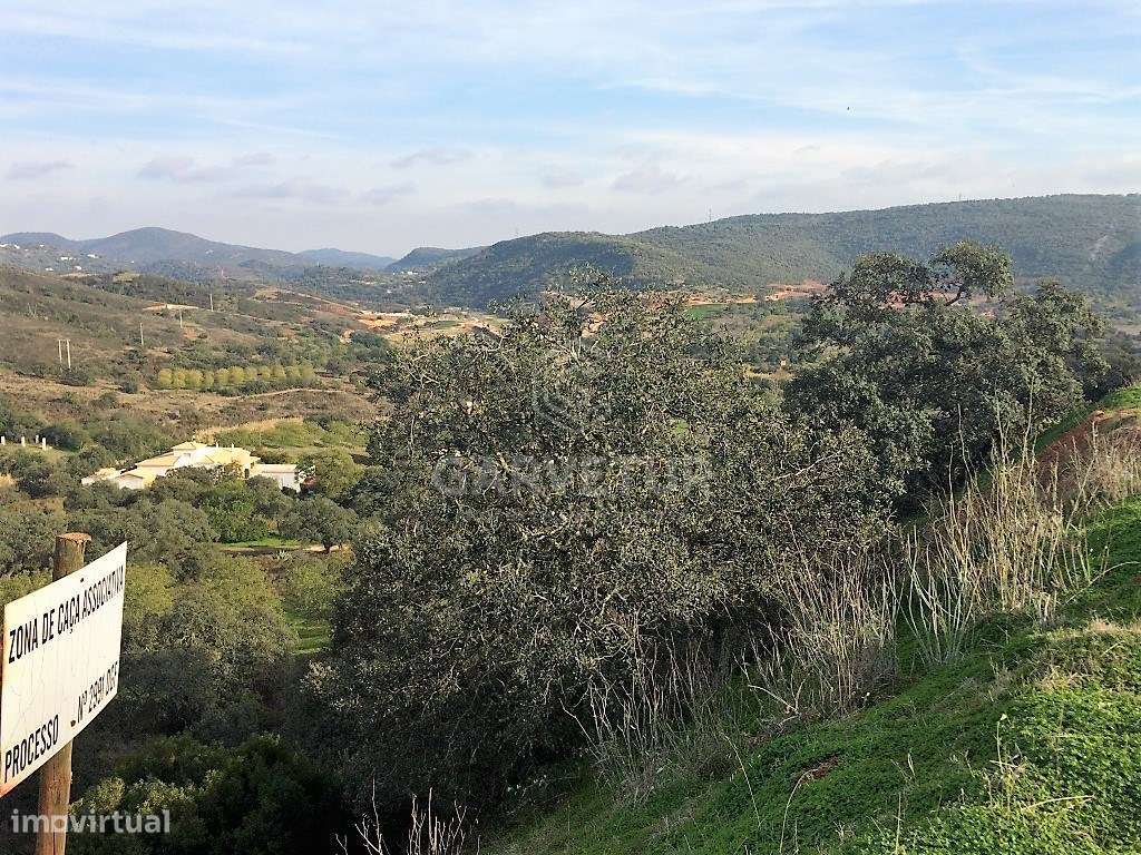 Terreno urbano com projeto de arquitetura aprovado, Tôr, Algarve - Grande imagem: 5/13