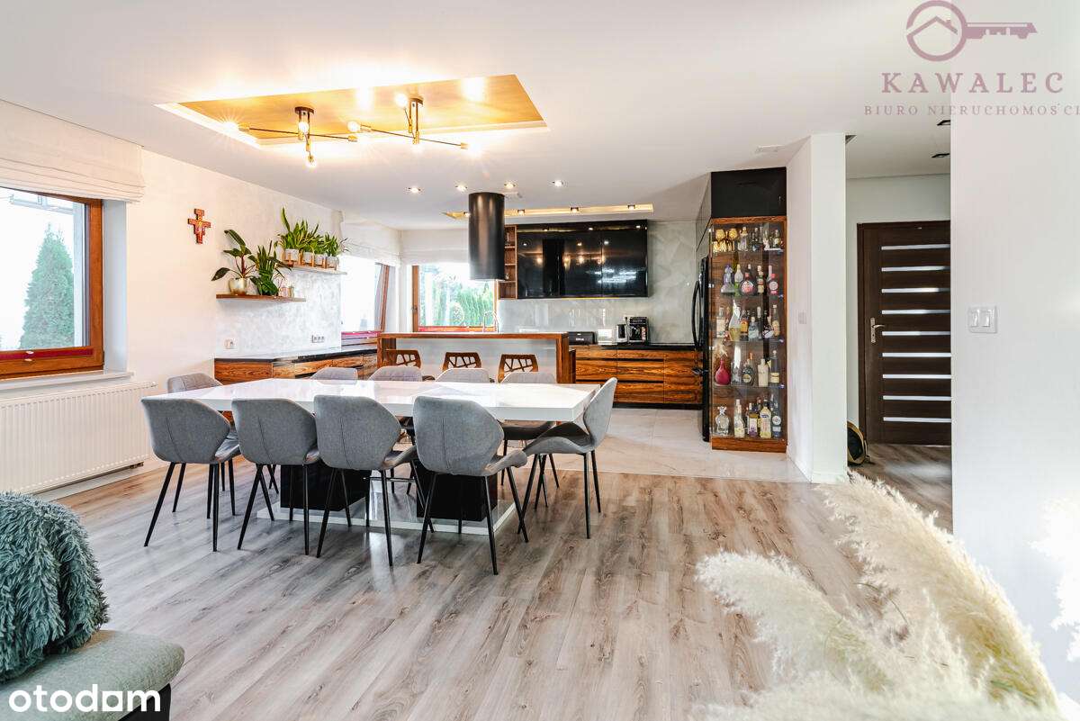 Luksusowy dom  w Dąbrowie Tarnowskiej-7