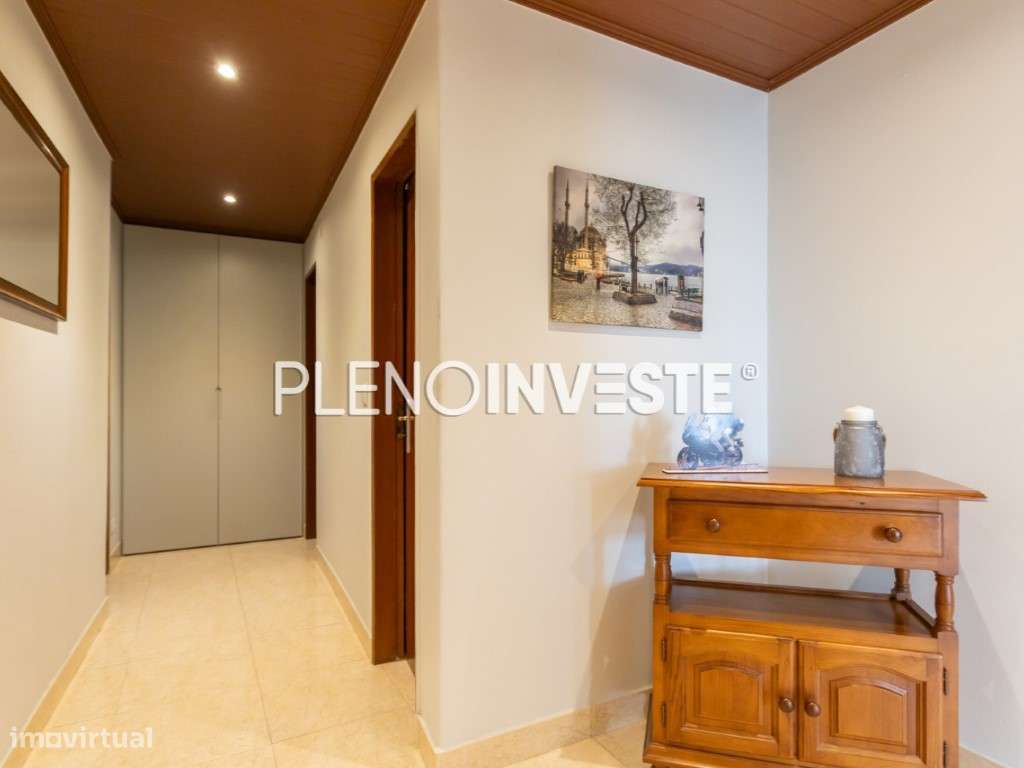 Apartamento T2 junto à estação dos Foros de Amora-14