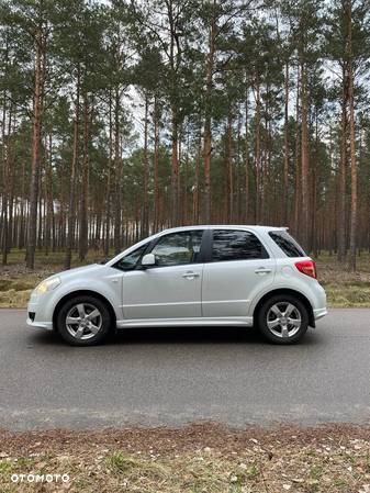 Suzuki SX4 1.6 Comfort - 2