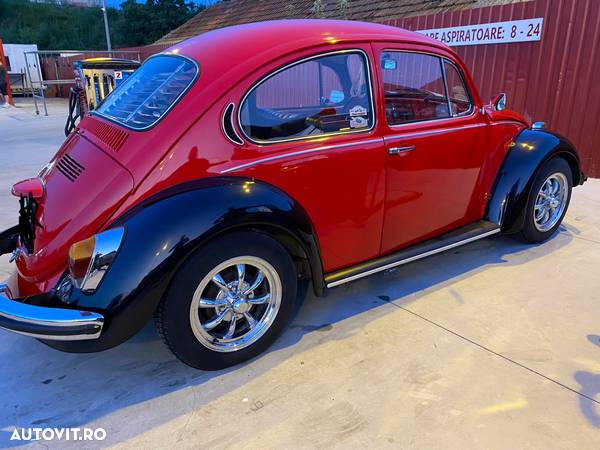 Volkswagen Beetle - 1