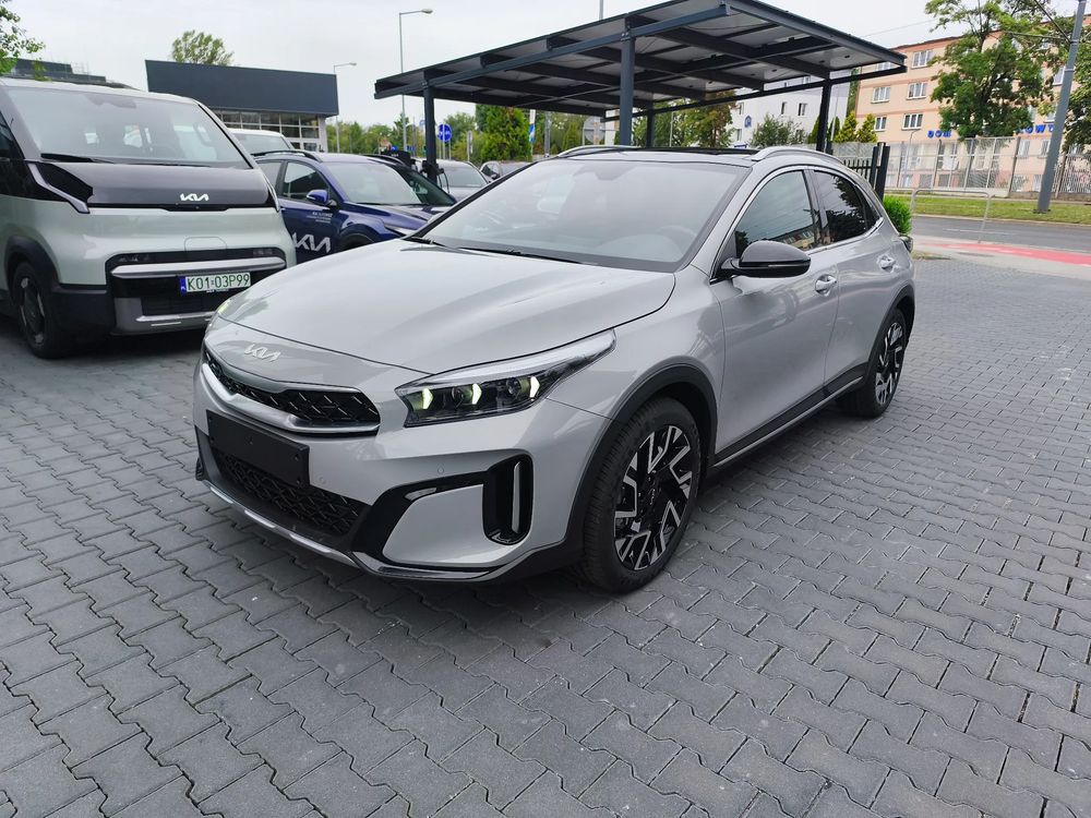 Kia XCeed 1.6 T-GDI Tribute DCT 2026