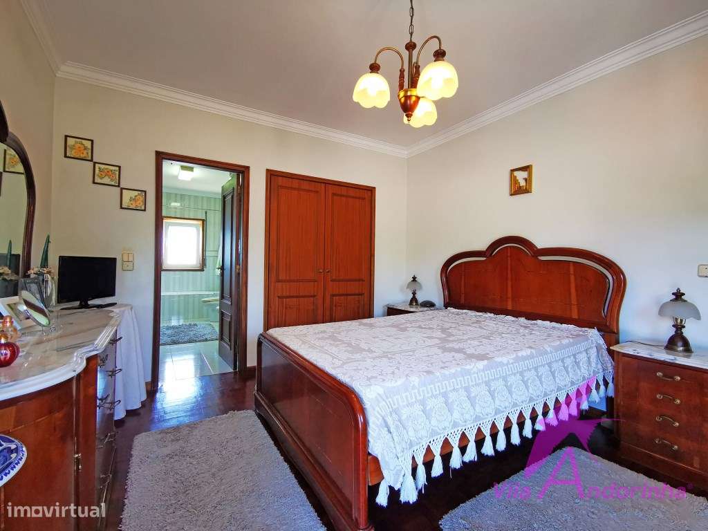 Moradia T4 independente com amplo jardim, garagem e cave - Santa Ma...-25