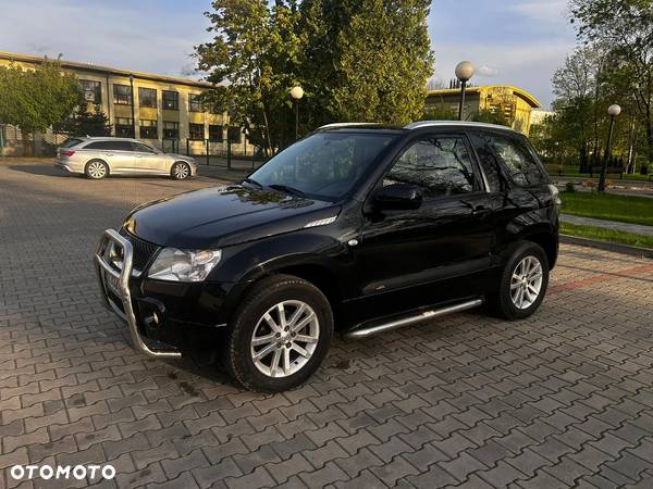 Suzuki Grand Vitara 1.6 De luxe - 1