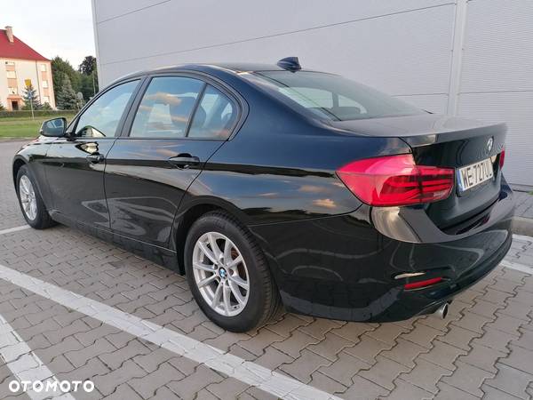 BMW Seria 3 318i Advantage - 12