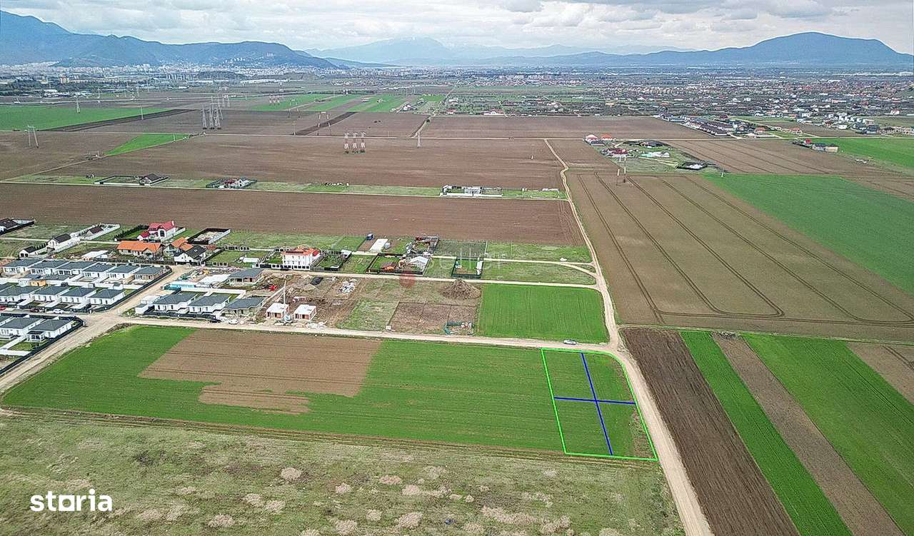 Teren intravilan - Imagine principală: 2/18