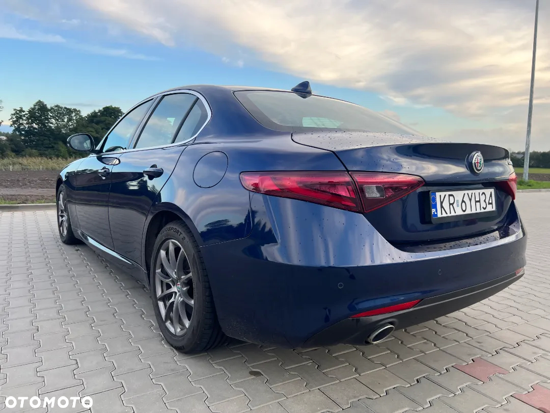 Alfa Romeo Giulia 2.2 D Turbo - 13