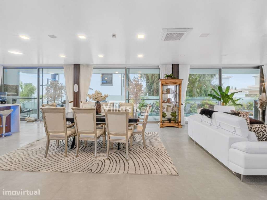 Moradia de Luxo Contemporânea com Vista Mar e Piscina em Lagos,Alga... - Grande imagem: 5/52