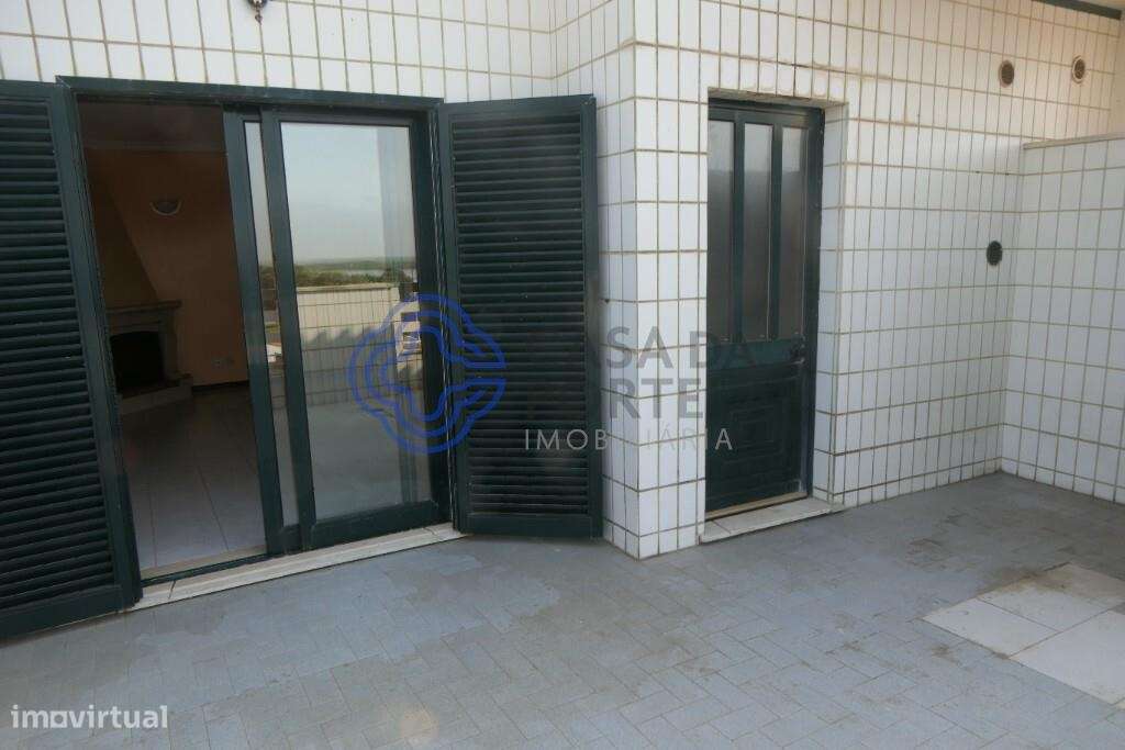 T2 - Terraço - Varanda - Vistas Ria e Mar - Garagem - Praia da Barra - Grande imagem: 4/40