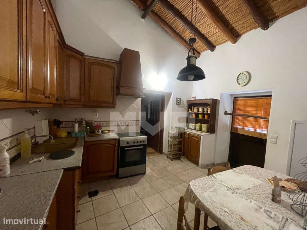 Quinta com 3 quartos e forno em Santa Bárbara de Nexe, Faro.-9