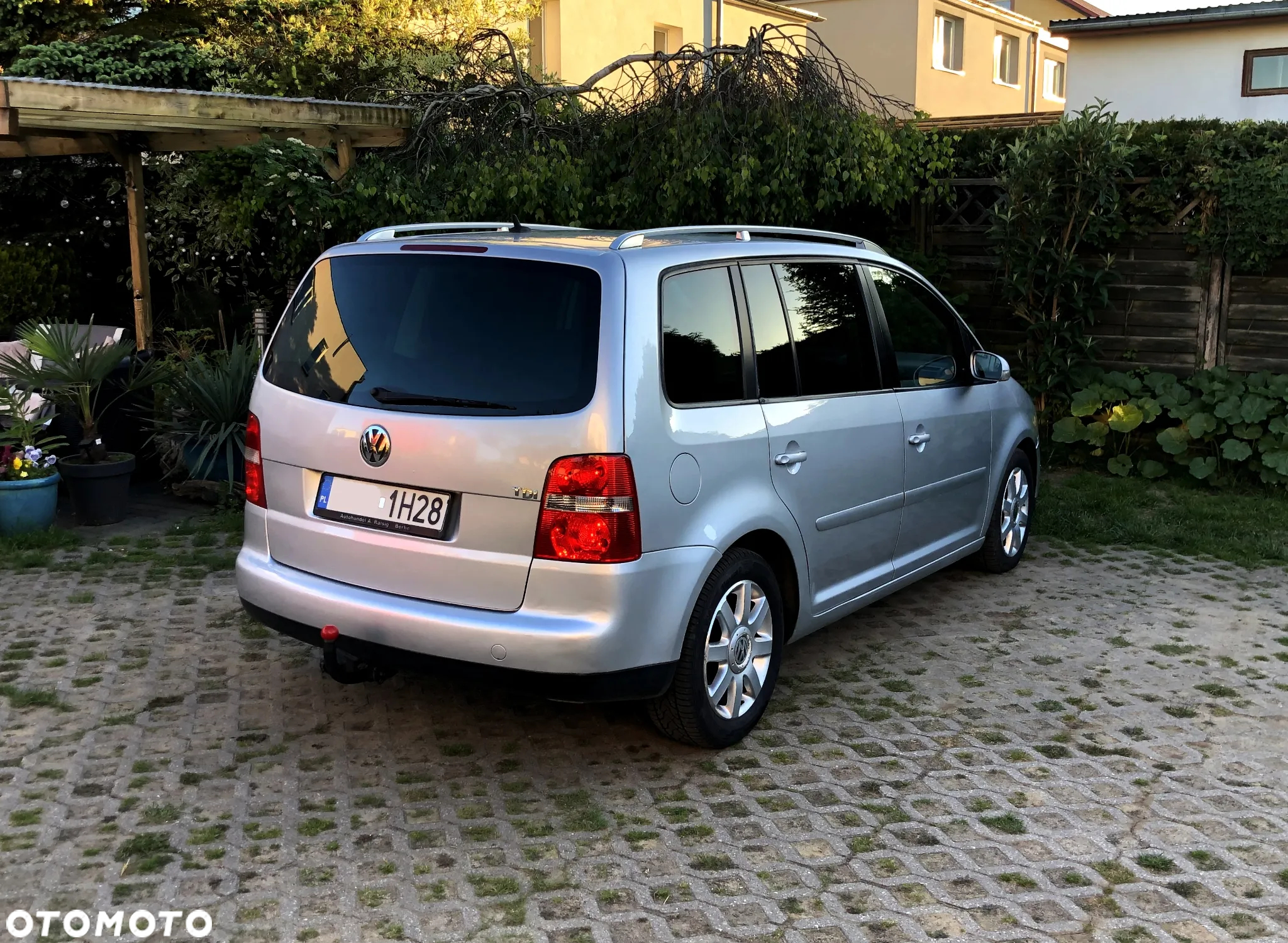 Volkswagen Touran 1.9 TDI Highline - 32