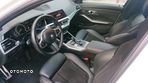 BMW Seria 3 318i M Sport sport - 9