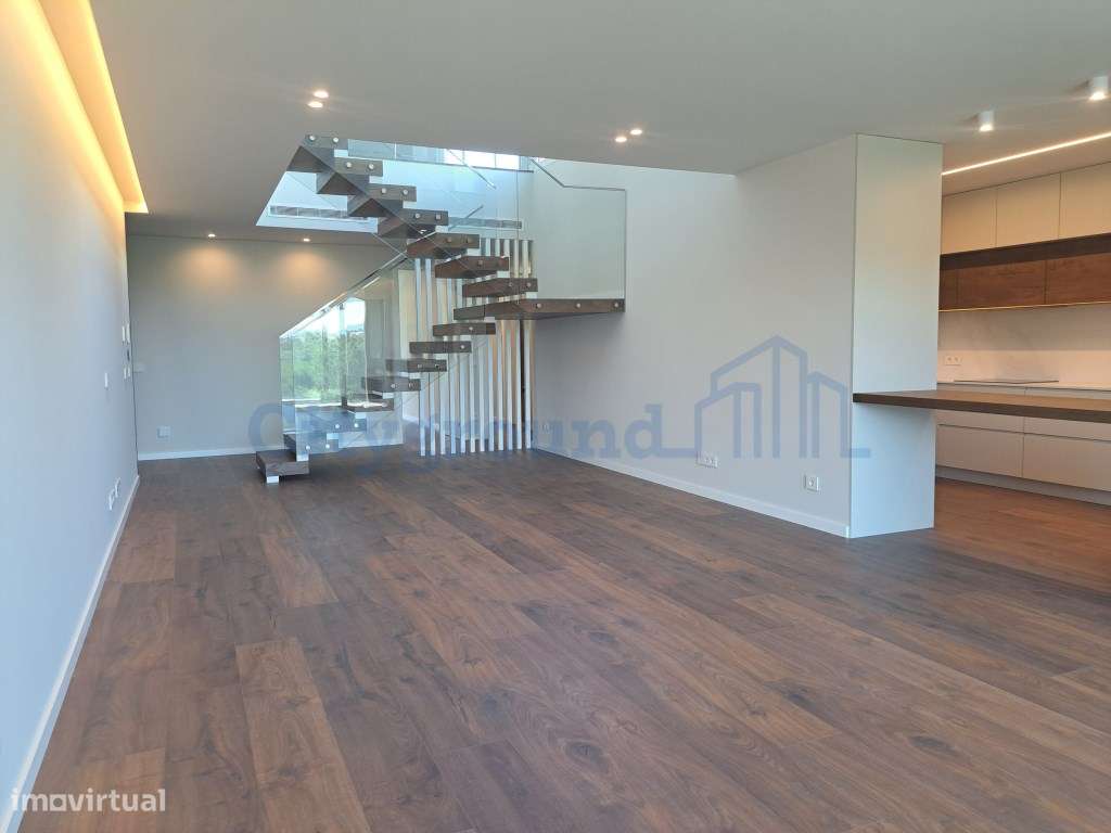 Apartamento T3 Duplex na cidade de Leiria com 3 suítes e vista para...-8