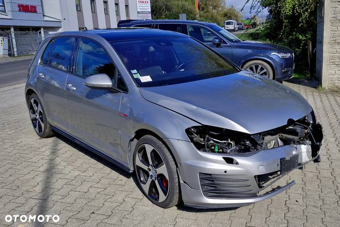 Volkswagen Golf VII 2.0 TSI BMT GTI Performance DSG - 5