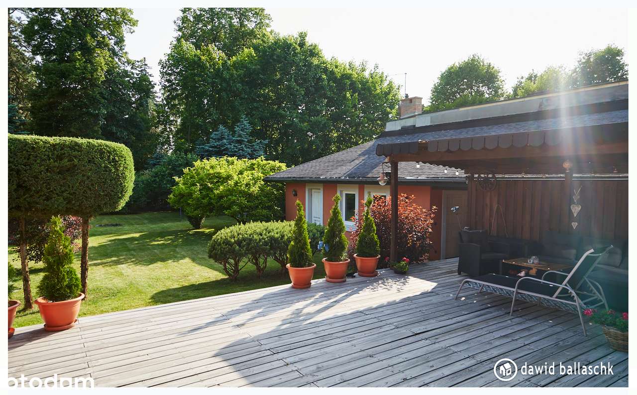 Parterowy, przestronny dom dla koneserów komfortu-15