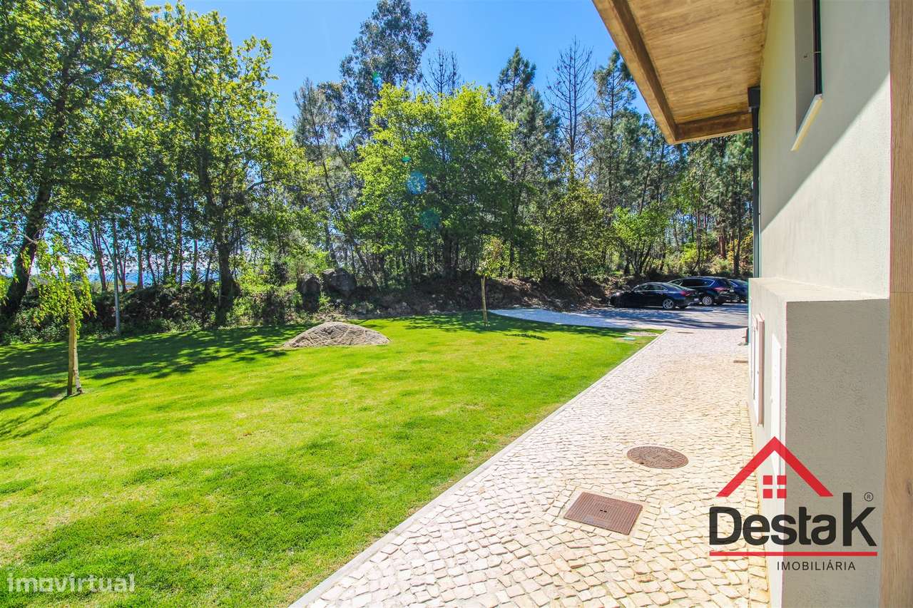 Luxuoso apartamento T4 - Viseu-48