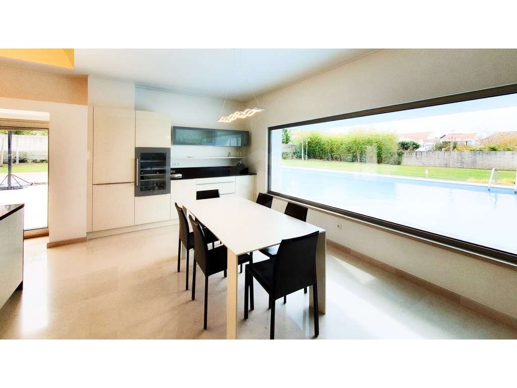 Moradia T5 Contemporânea na Arrábida - Elegância, Conforto e Exclus...-5