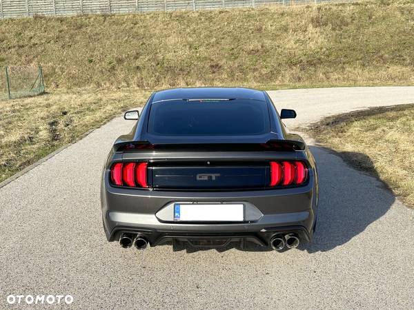 Ford Mustang - 11