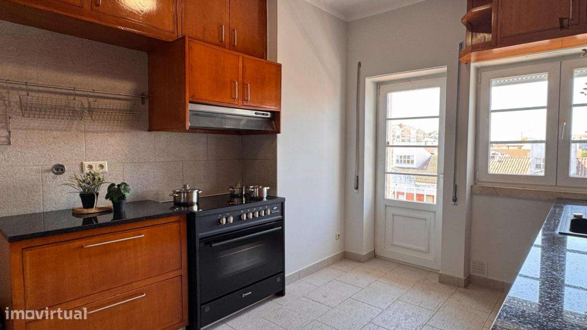 Quarto - localizado em Montes Claros Coimbra - Grande imagem: 4/23