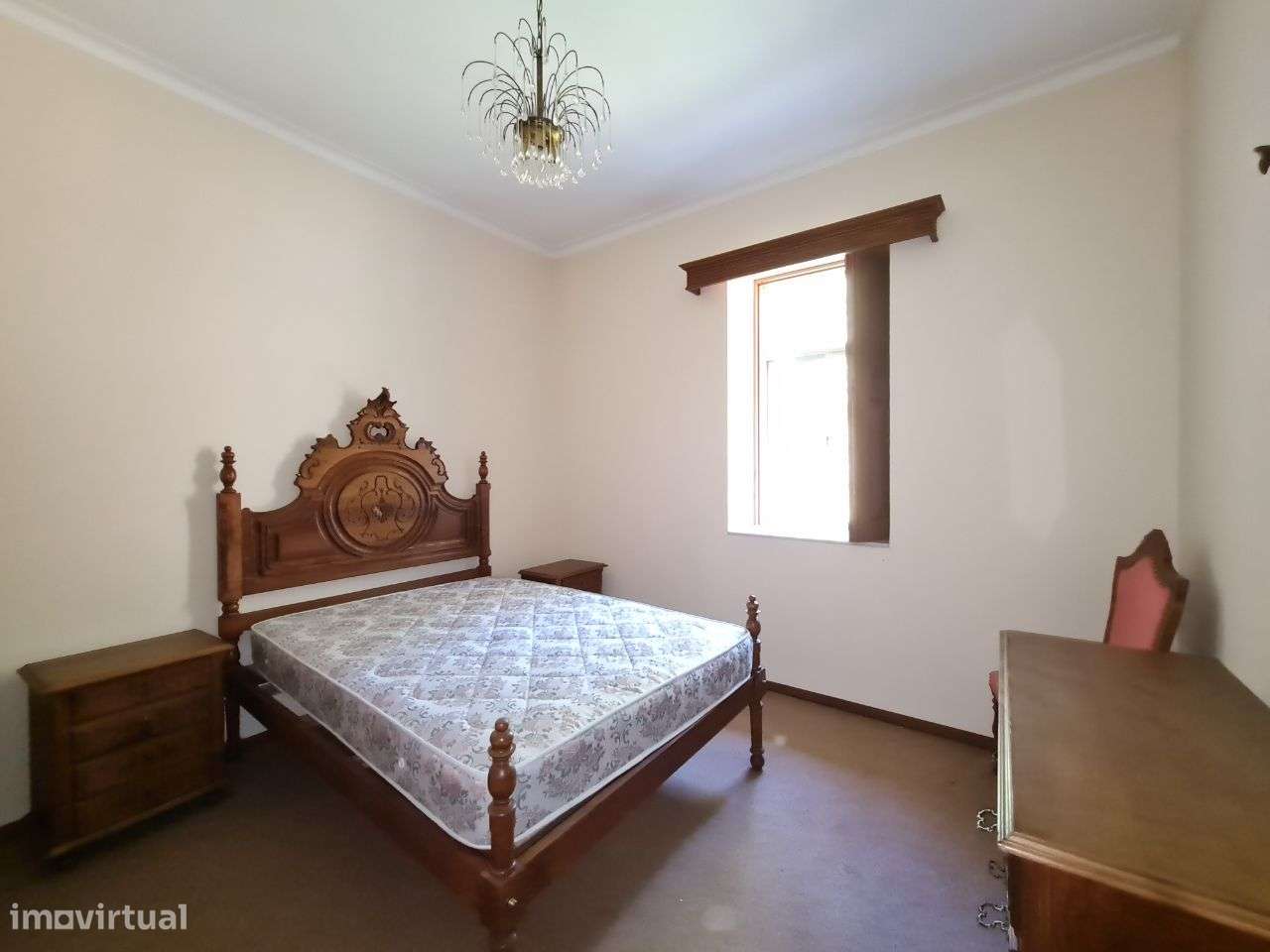 Moradia individual T4 em Amares-11