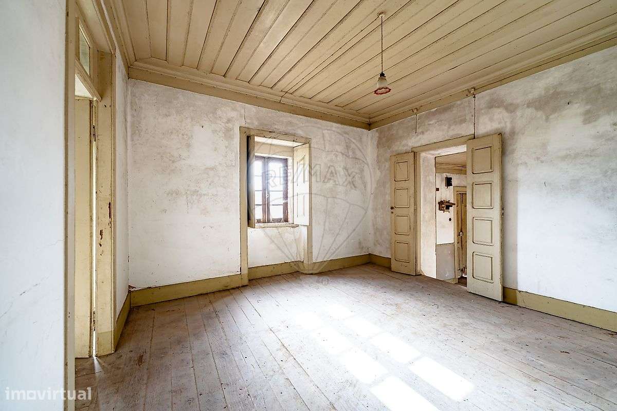 Moradia T4 para venda-9