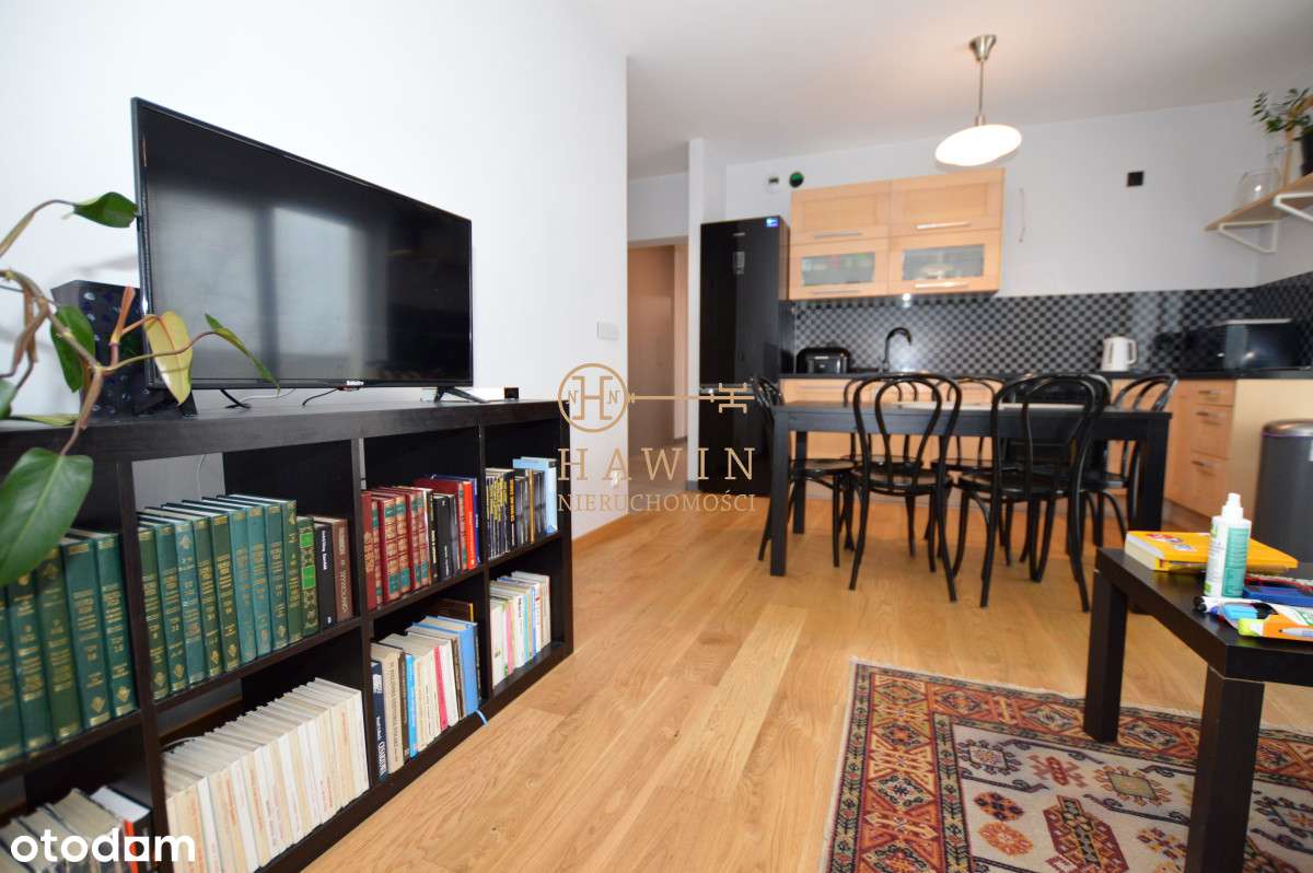 3 pokoje / 2 balkony/ winda/ garaż / klimatyzacja-1