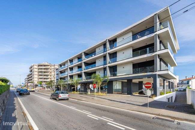 Apartamento T3 moderno no centro de Vila de Prado - 2021-23