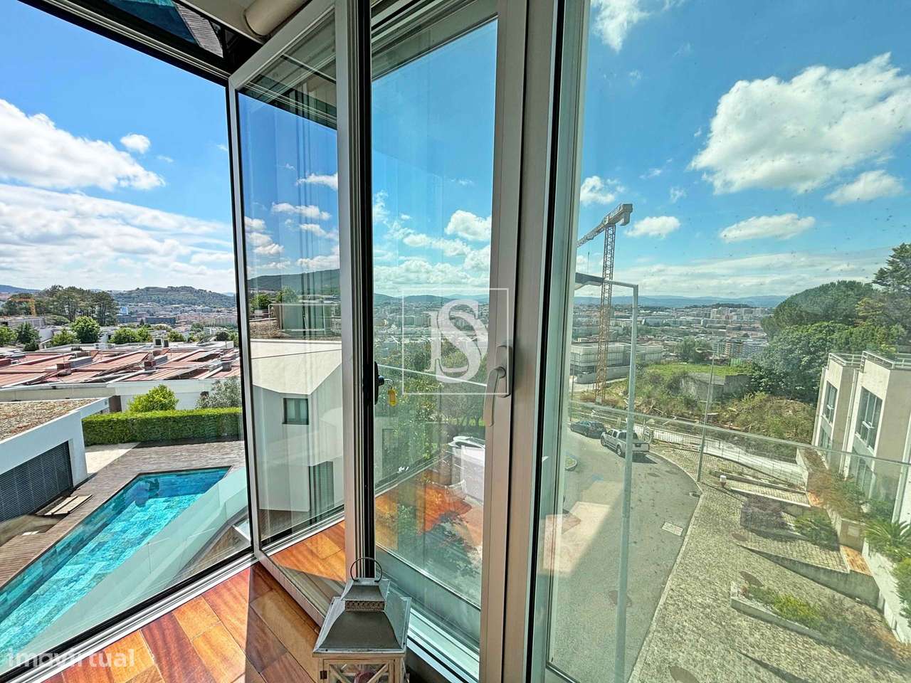 Moradia de Luxo na encosta do Bom Jesus - Grande imagem: 4/42