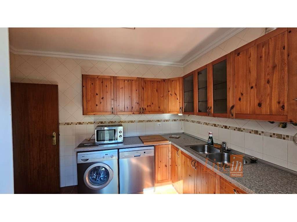 Moradia T2 com Terreno no Maxial em Torres Vedras - Grande imagem: 5/22