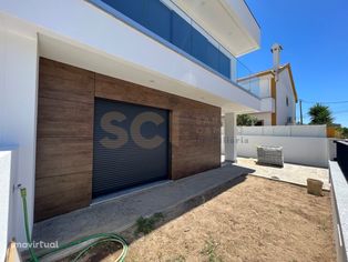 Moradia T4 Geminada Fanqueiro | Construção Piscina Garagem