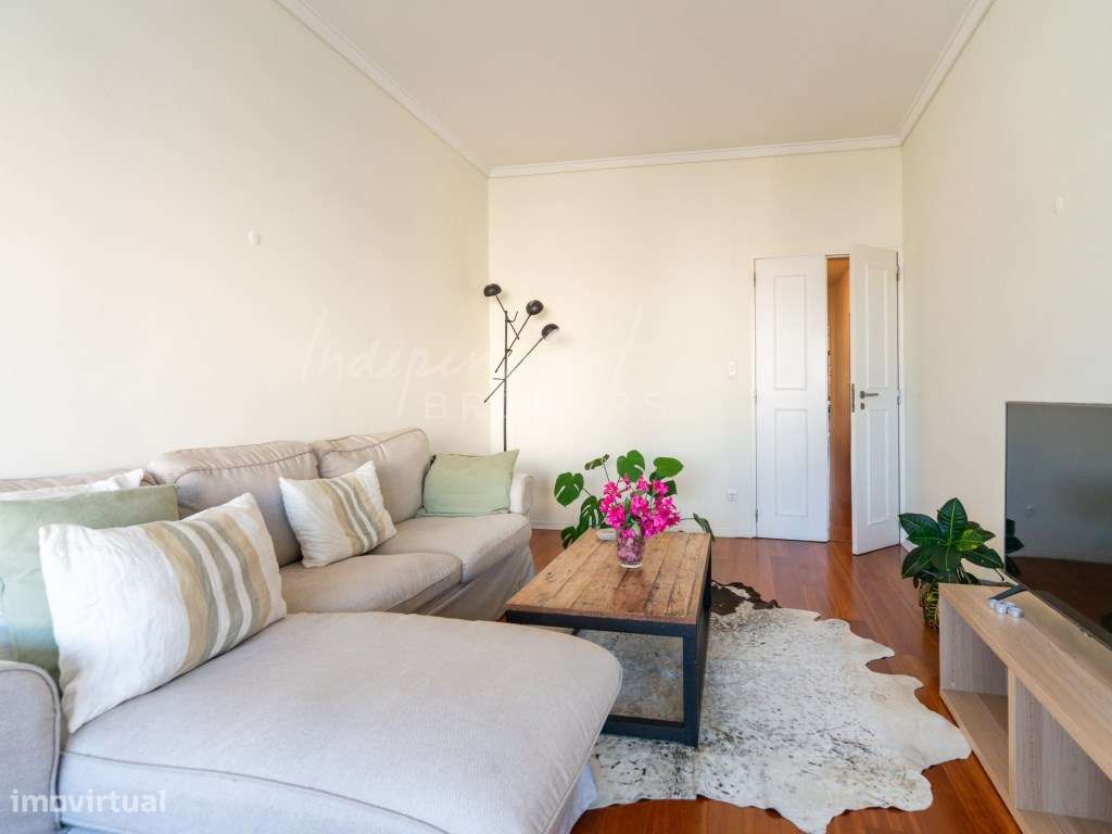 T2 PARA ARRENDAMENTO NA CALÇADA DAS NECESSIDADES - Grande imagem: 2/20